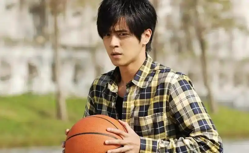 偶像三巨头的巅峰对决主演:言承旭罗志祥吴尊周采诗胡宇崴2.