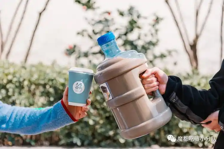 2020/03/06,陆续上线————· 「桶装奶茶」