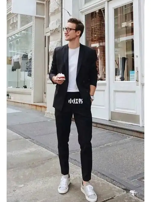 男士西裤配什么鞋合适(男士黑色休闲西裤怎么_大全-幸福起航