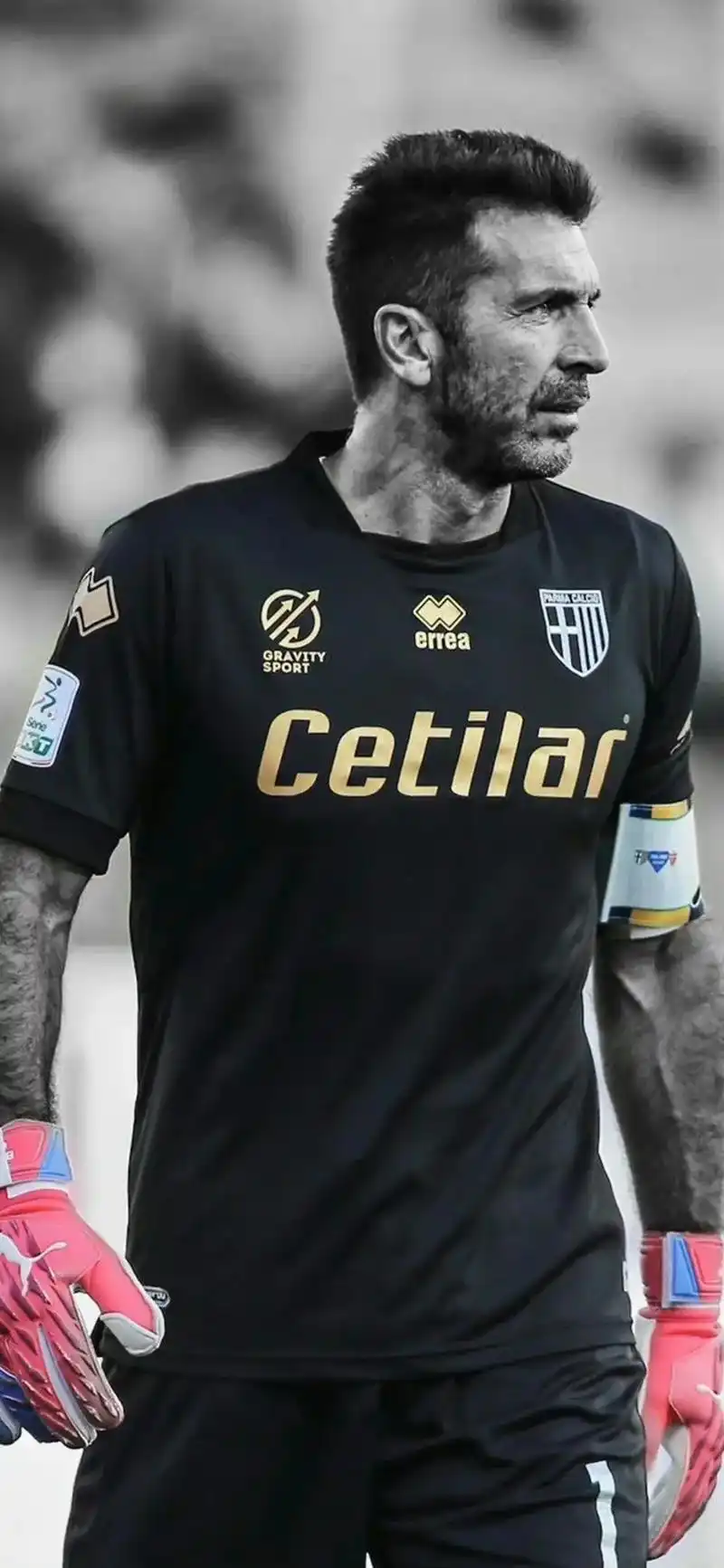 45岁的意大利传奇门将布冯宣布结束自己2 - 抖音