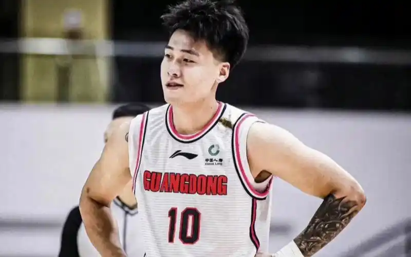 又帅又能打?赵睿2018-19赛季五佳球