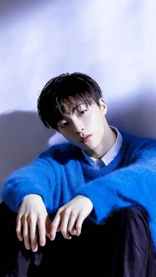 陈立农笑容超甜超阳光