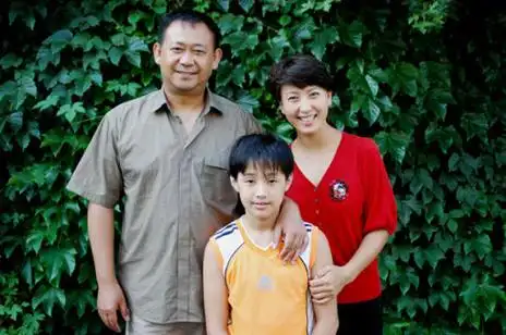 电视剧满堂爹娘剧情简介 满堂爹娘全集在线观看[1-22集大结局]