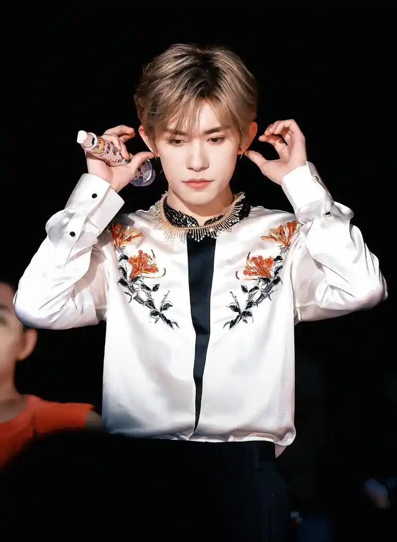 易烊千玺 #易烊千玺唱大花轿 #tfboys #大花轿 # - 抖音