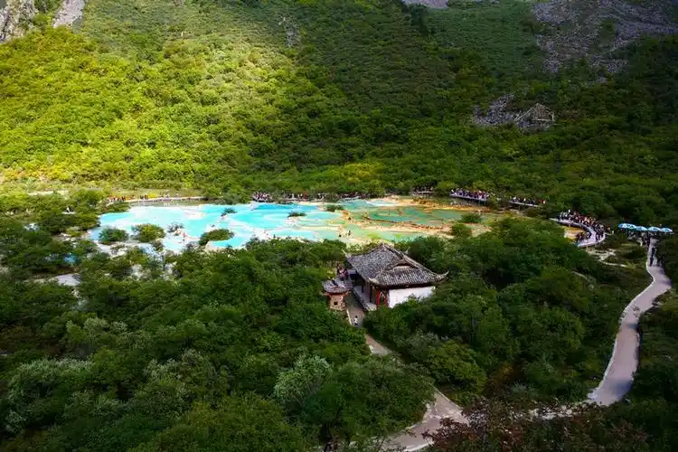 四川黄龙国家地质公园