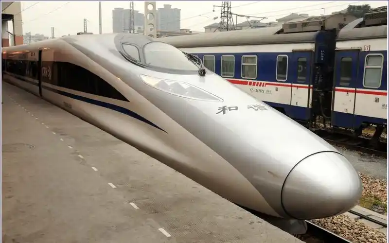 df11-0348の拍车vlog:和谐号crh380a老鼠合福高铁南平北4道出站_哔哩