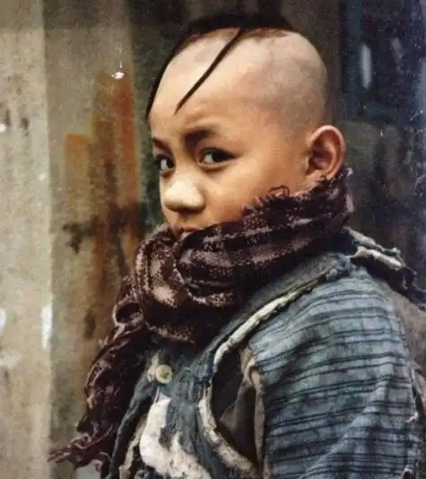 还记得三毛流浪记中的三毛吗如今31岁变成这样了