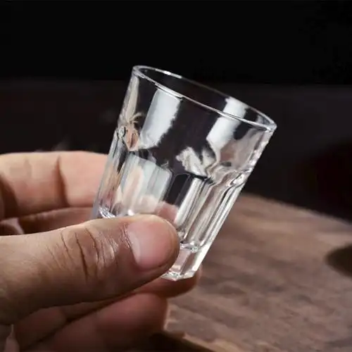 酒杯丽尊欧式家用一两毫升50ml八角烈酒纯色白酒杯