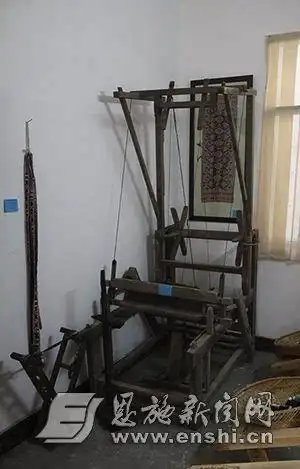 一个人的土家织锦博物馆