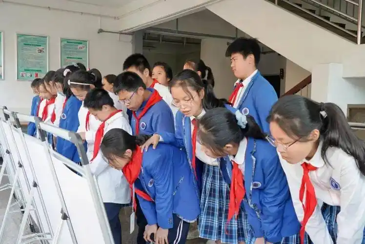 不忘初心反对邪教鄞州区反邪教警示教育活动走进姜山镇中学