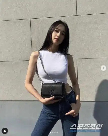 韩流 # #娱乐 # #韩娱  #孙妍在 # 3日体操选手孙妍宰讲述了结婚旱哪