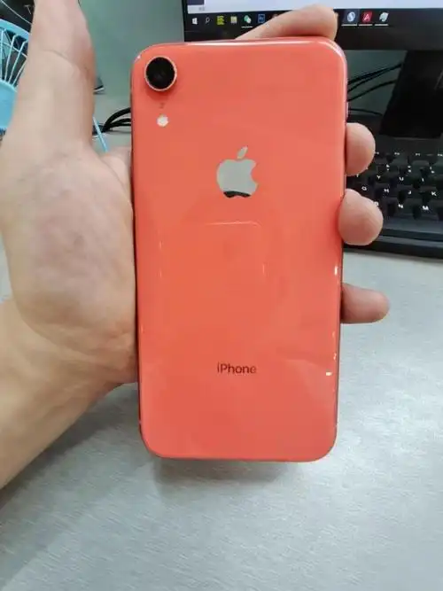 出95新国行iphonexr128g珊瑚色一台