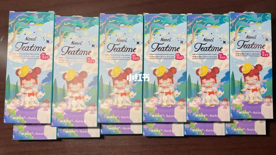 nanci囡茜梦境下午茶盲盒笔镭射卡套装