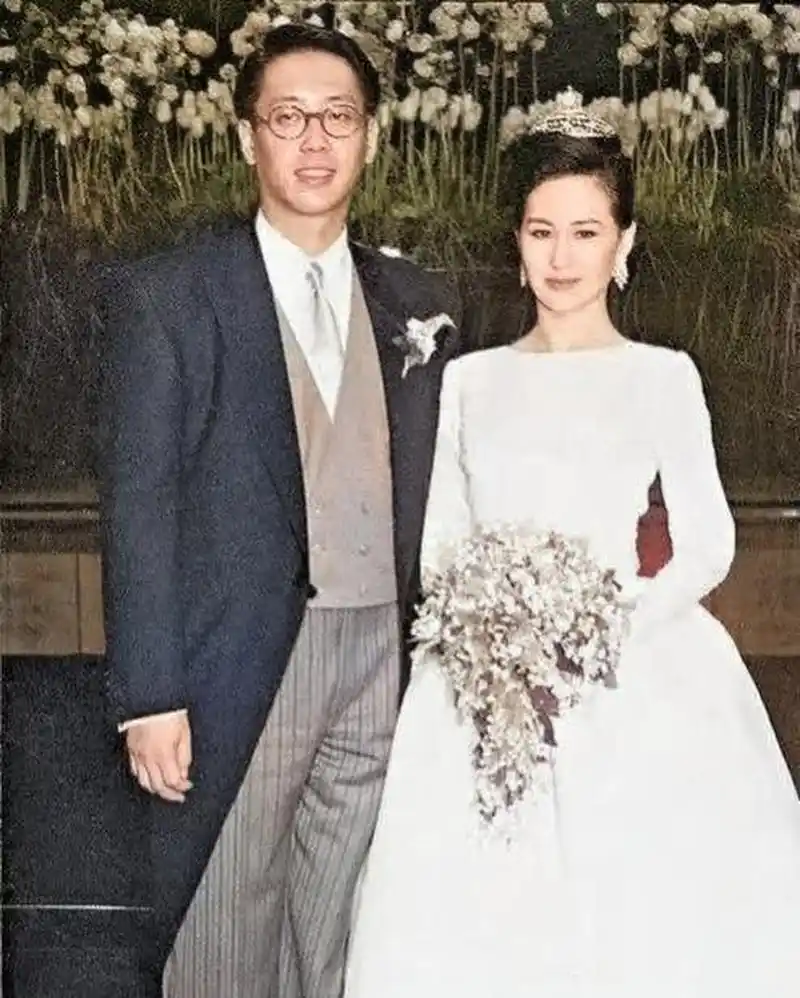 何超琼嫁给许晋亨很痛苦吗?