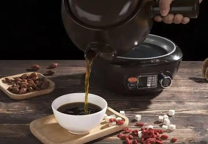 熬中药锅边上胡了底没胡能喝吗_中药怎么熬_用紫砂锅熬中药可以熬一