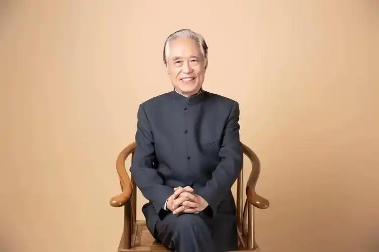 丽江radio丽江古城名家讲坛阎崇年邀您体验快乐生活