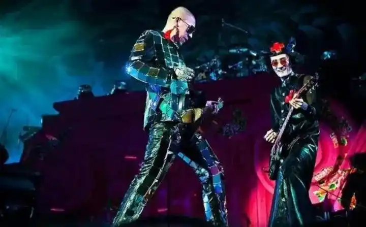 二手玫瑰金马奖现场表演被批低俗我却觉得他们这次还骚的不够