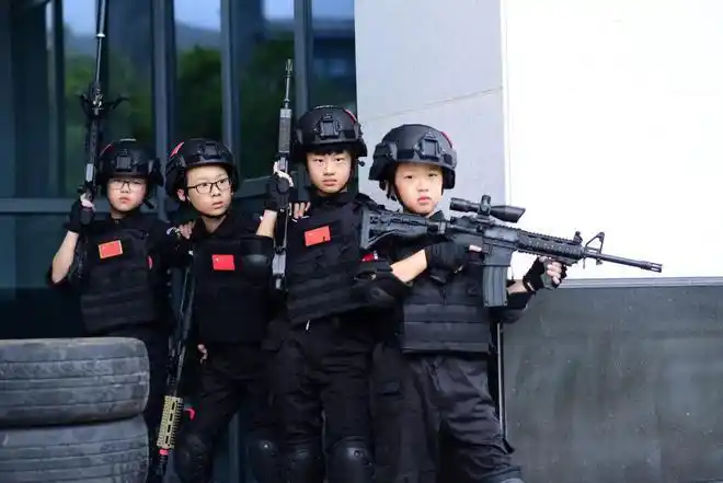暑假还不知道孩子去哪玩温州这个小特警夏令营要火