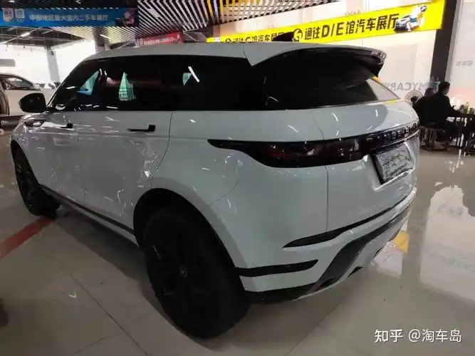 豪爽女士不到20万淘到二手路虎揽胜极光看看值不值