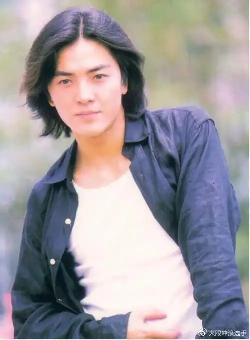 郑伊健资产过亿,有钱有颜为什么还丁克?原因你可能想不到