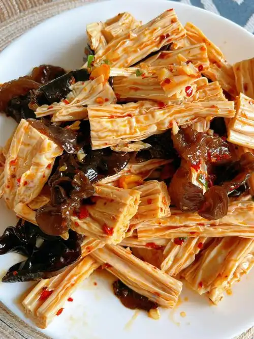 凉拌腐竹十分钟搞定下酒也下饭超赞