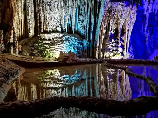 荔江湾,丰鱼岩景区-加榜桂林大小七孔十日游