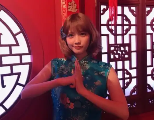 第八位,假野明日娜,扮演者松田瑠华,假面骑士exaid的女主角.