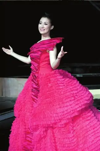 常思思独唱音乐会昨上演 朱军主持众艺术家到场