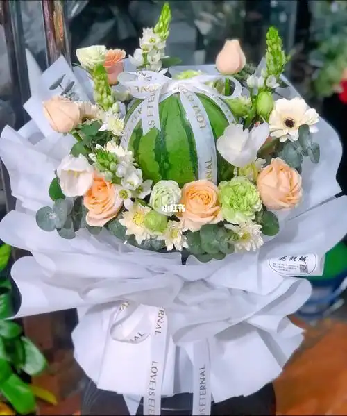 西瓜花束一送你夏天的第一束花