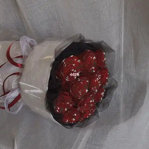 圣诞花束9066.66包邮#点缀生活的鲜花