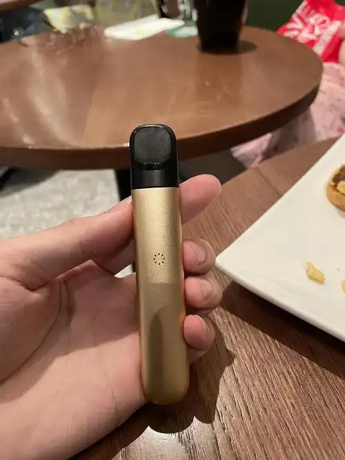 出个二手四代悦刻