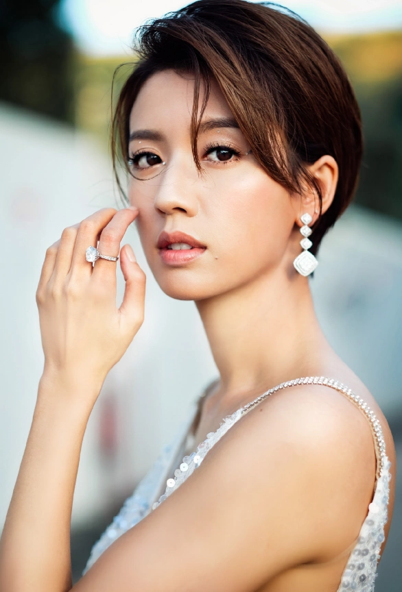 蔡思贝爆冷得tvb视后,看完她的身材展现,才清楚其中原因