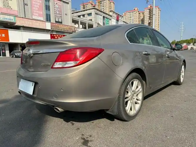 别克 君威  2011款 2.0t 豪华运动版图片