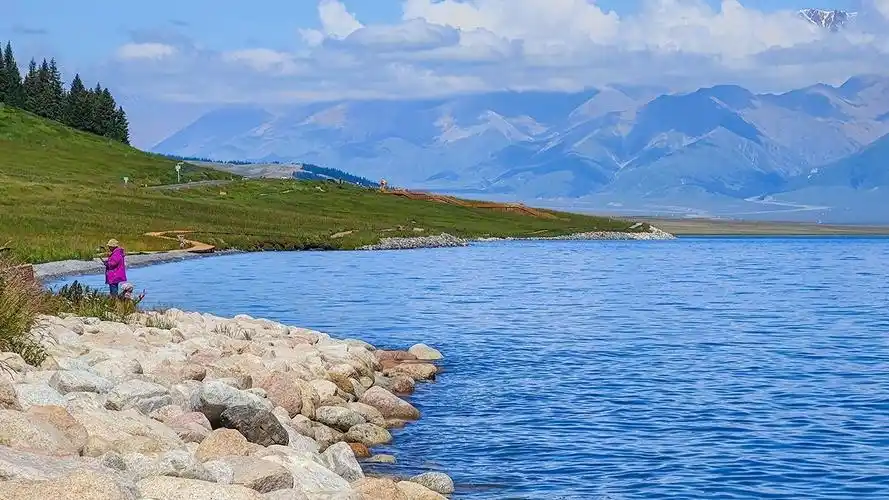 大美新疆赛里木湖风光3