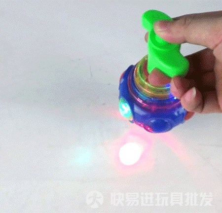 儿童发光玩具批发新款七彩发光音乐陀螺闪光陀螺玩具批发