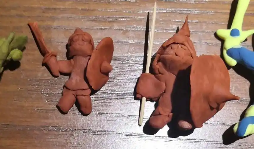 小学生的胶泥作品