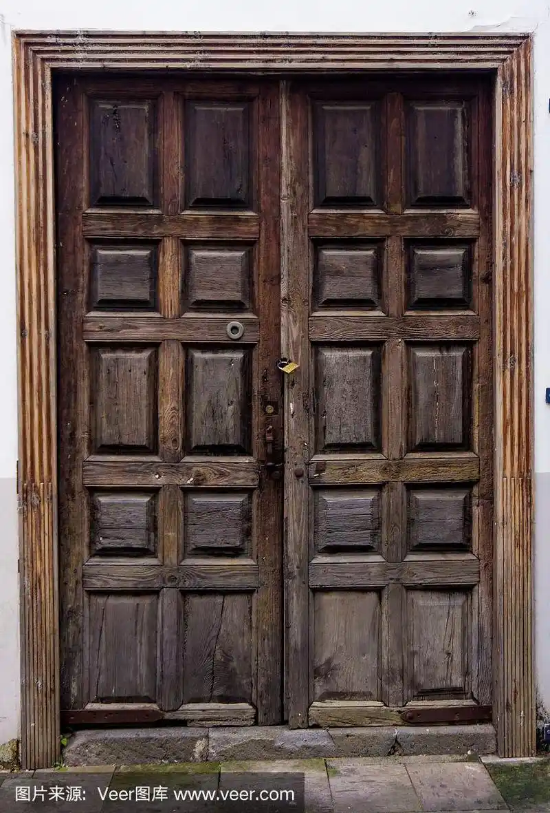 古老的木门.古老的门