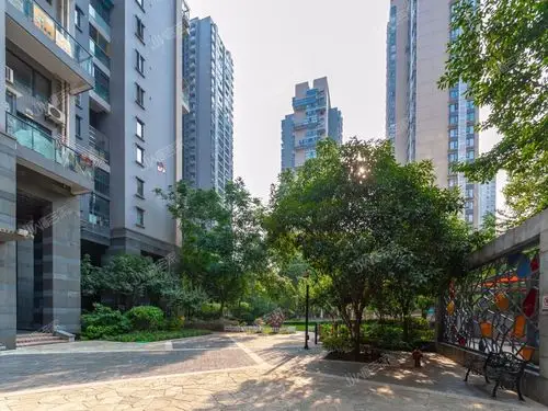 融科天城 精装修 拎包入住 随时看房