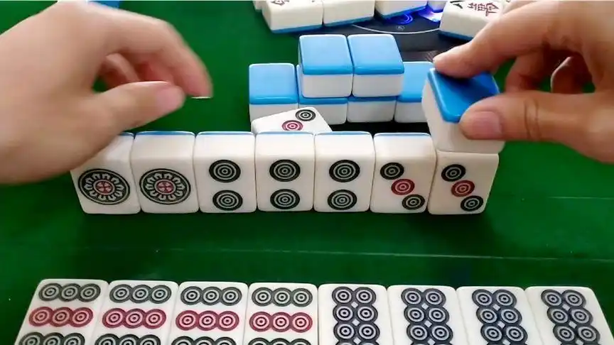 这把牌清一色大对胡,算吗?你们说这技术好吗