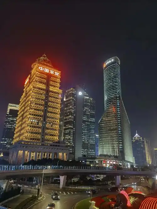 上海东方明珠,外滩,夜景 - 抖音