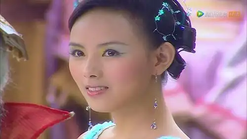 七公主紫儿,虽然是扫把精假扮的, 但是这样甜甜的笑容谁不可以呢?