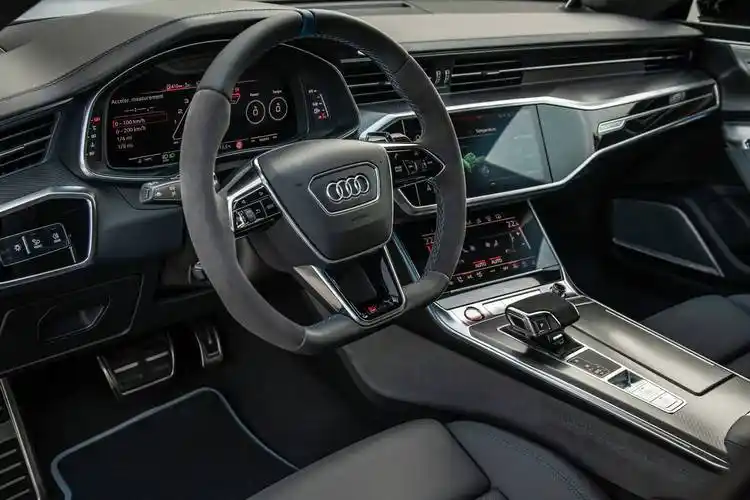 最美高性能轿跑全新奥迪rs7sportbackrs十分优秀