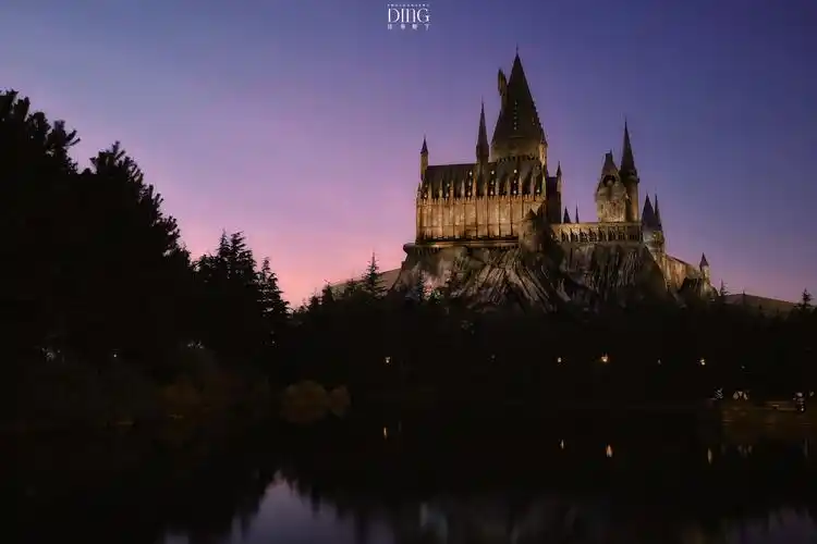 霍格沃兹魔法学院