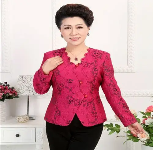 新郎妈妈装如何选择 挑选婚礼妈妈装的技巧