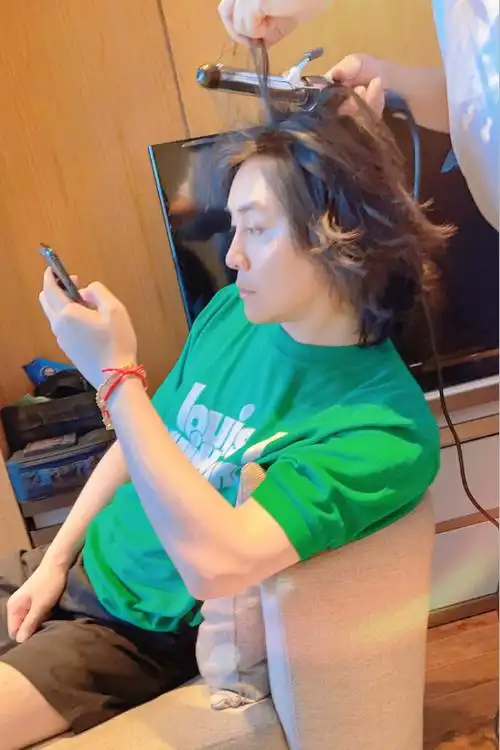 张大仙xyg接力祝福祖国,恰好是688个作品!百万粉丝:诚意满满