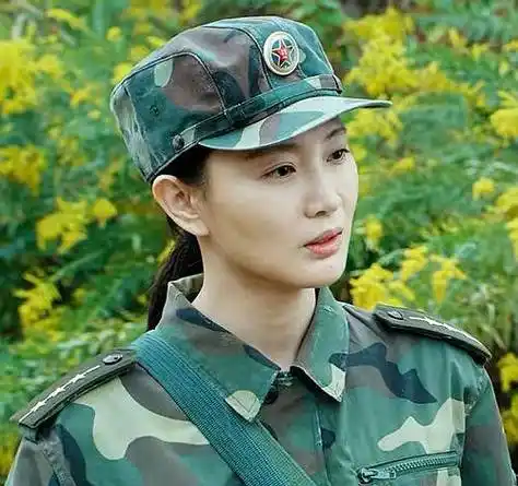 芳华映军营:侯梦莎饰演的女兵人物形象组图分享_军旅_剧照_军装