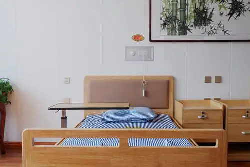 唐山这家养老院是这样布置老人卧室的_房间