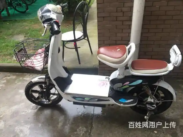 低价转让自用九成新白牌电动车