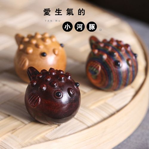 檀香木紫檀绿檀彩绘diy爱生气的小河豚饰品文玩吊坠配件把件