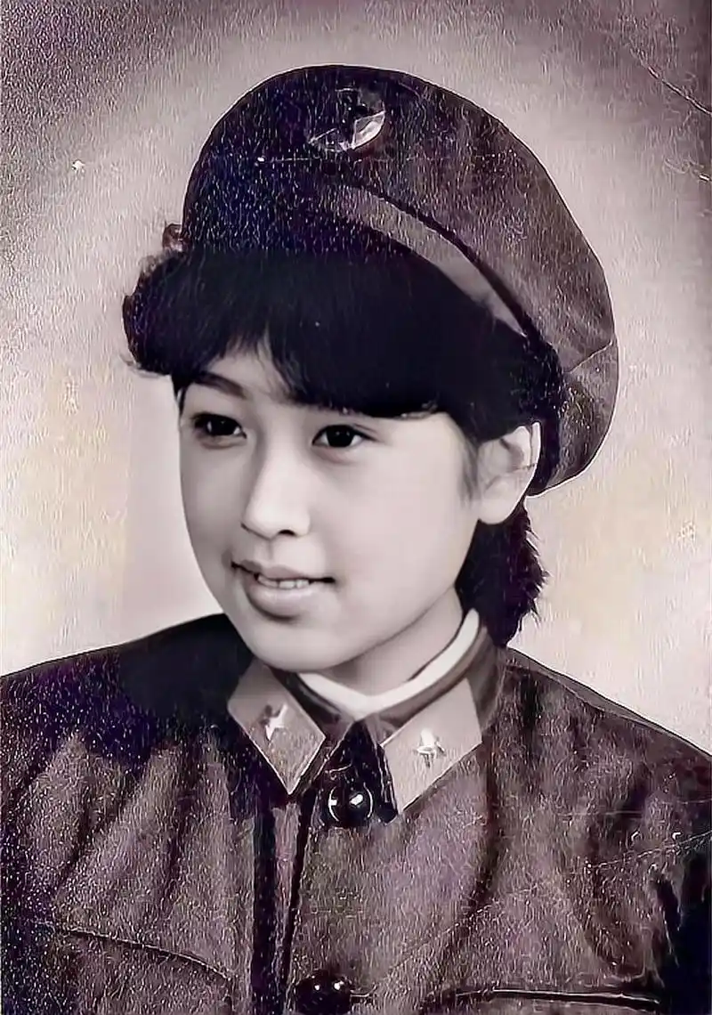 70年代孙悦年轻时的照片